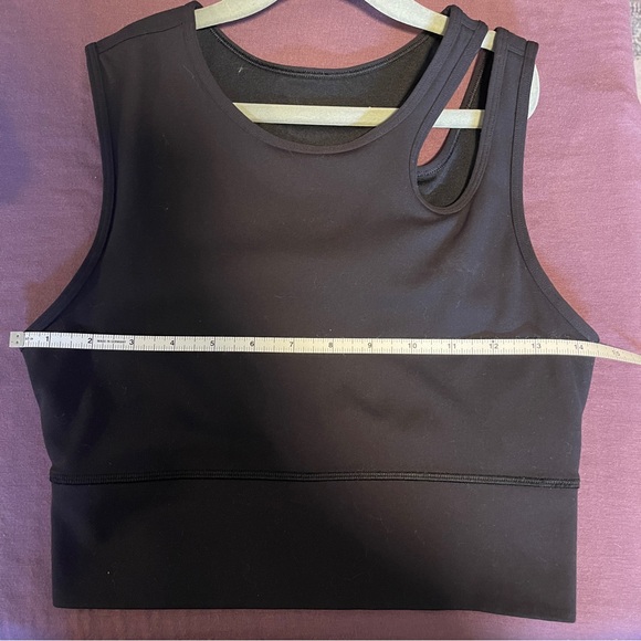 Lululemon Mastered Motion Cropped Tank Black - Size 6 - Picture 5 of 6